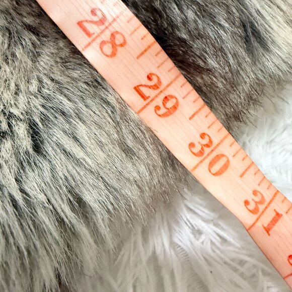 Women INC International Concepts Ombre Faux Fur Vest in Smoky Taupe Size S/M - Picture 6 of 6